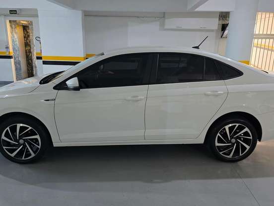 VOLKSWAGEN-VIRTUS-1.0 200 TSI HIGHLINE AUTOMÁTICO VOLKSWAGEN-VIRTUS-2021