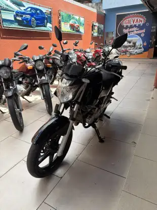 YAMAHA-YS 250 FAZER-2011