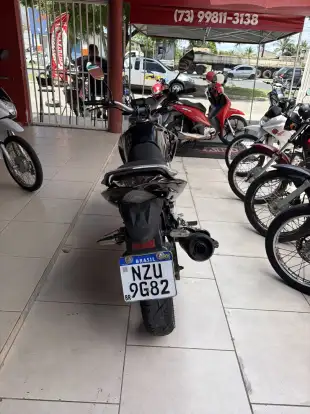 YAMAHA-YS 250 FAZER-2011