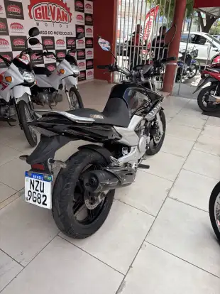 YAMAHA-YS 250 FAZER YAMAHA-YS 250 FAZER-2011