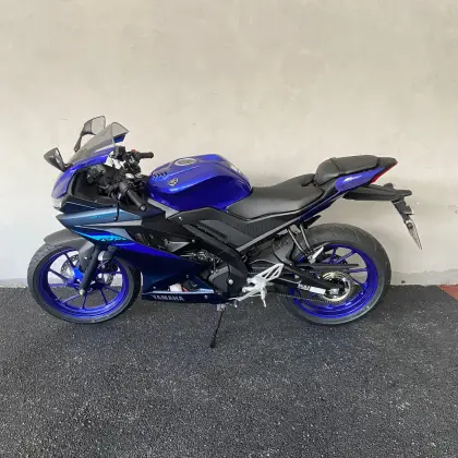 YAMAHA YZF R15 