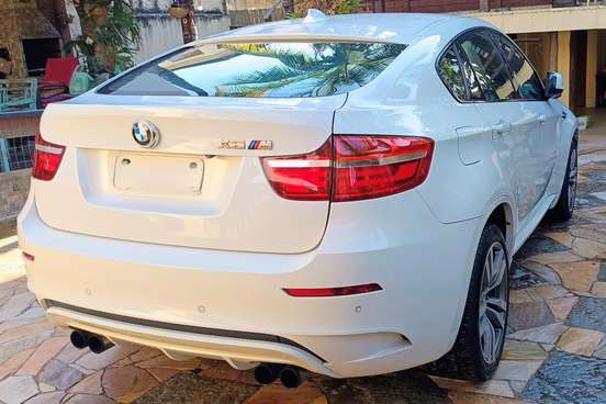 BMW-X6-2012