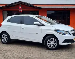 CHEVROLET ONIX 1.0 MPFI LT 8V FLEX 4P MANUAL CHEVROLET ONIX 1.0 MPFI LT 8V FLEX 4P MANUAL