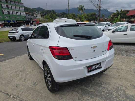 CHEVROLET-ONIX-1.4 MPFI LTZ 8V FLEX 4P MANUAL CHEVROLET-ONIX-2015
