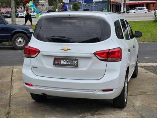 CHEVROLET-SPIN-1.8 LS 8V FLEX 4P AUTOMÁTICO CHEVROLET-SPIN-2022