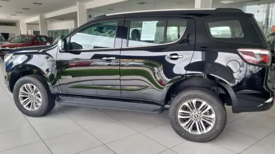 CHEVROLET-TRAILBLAZER-2025