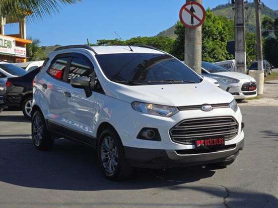 FORD-ECOSPORT-2012