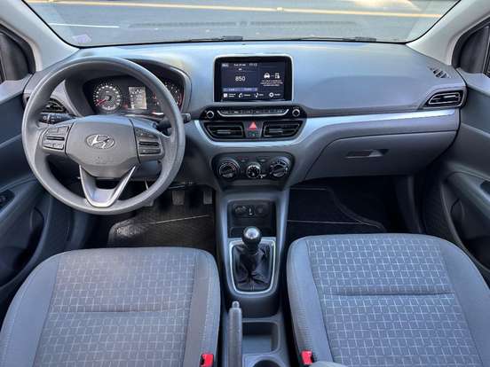 HYUNDAI-HB20S-1.0 12V FLEX COMFORT PLUS MANUAL HYUNDAI-HB20S-2023