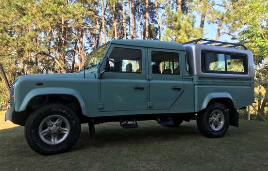 LAND ROVER-DEFENDER-2001