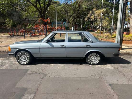 MERCEDES-BENZ-250-2.5 6 CILINDROS 12V GASOLINA 4P MANUAL MERCEDES-BENZ-250-1977