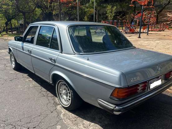 MERCEDES-BENZ-250-2.5 6 CILINDROS 12V GASOLINA 4P MANUAL MERCEDES-BENZ-250-1977