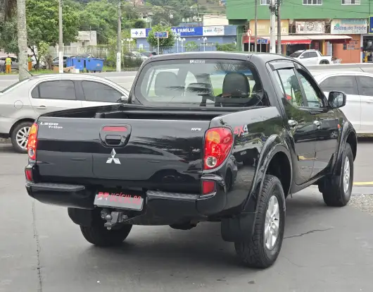 MITSUBISHI-L200 TRITON-2010