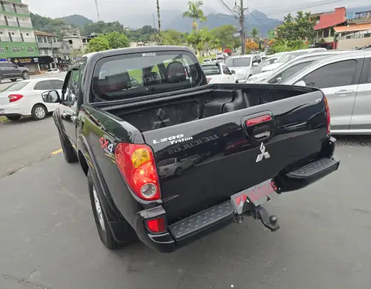 MITSUBISHI-L200 TRITON-2010