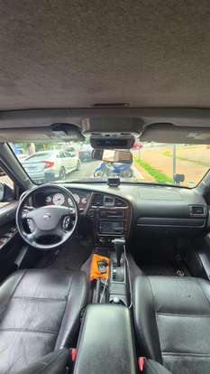 NISSAN-PATHFINDER-2001