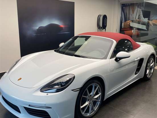 PORSCHE-718-2.0 16V H4 GASOLINA BOXSTER PDK PORSCHE-718-2023