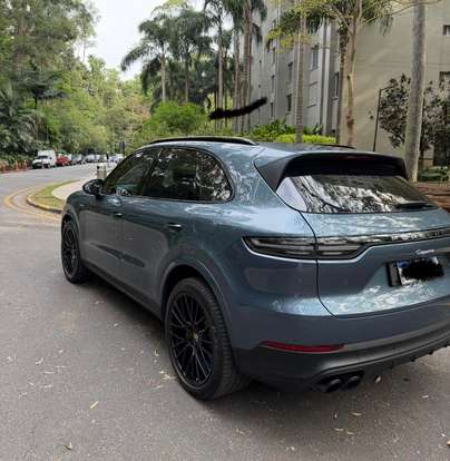 PORSCHE-CAYENNE-2019