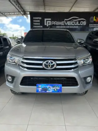 TOYOTA HILUX 2.8 SRX 4X4 CD 16V DIESEL 4P AUTOMÁTICO