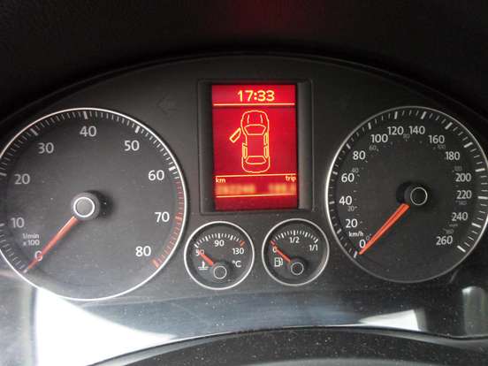 VOLKSWAGEN-JETTA-2008