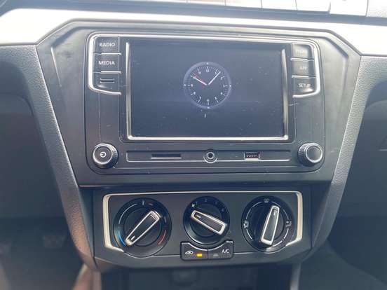 VOLKSWAGEN-SAVEIRO-1.6 MSI TRENDLINE CS 16V FLEX 2P MANUAL VOLKSWAGEN-SAVEIRO-2024