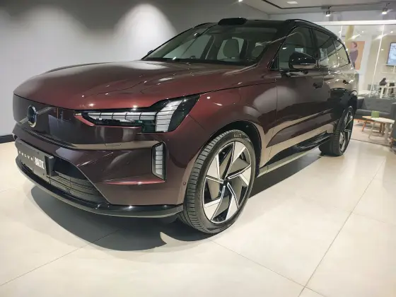 VOLVO EX90 P8 RECHARGE TWIN ELECTRIC PERFORMANCE ULTRA AWD