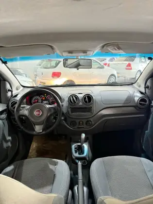 FIAT PALIO 1.6 MPI ESSENCE 16V FLEX 4P AUTOMATIZADO
