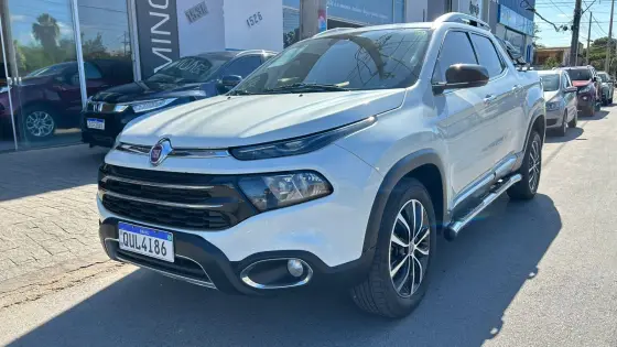 FIAT TORO 2.0 16V TURBO DIESEL VOLCANO 4WD AT9