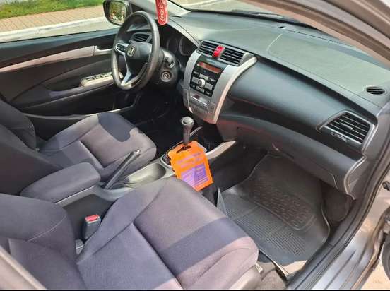 HONDA-CITY-2010
