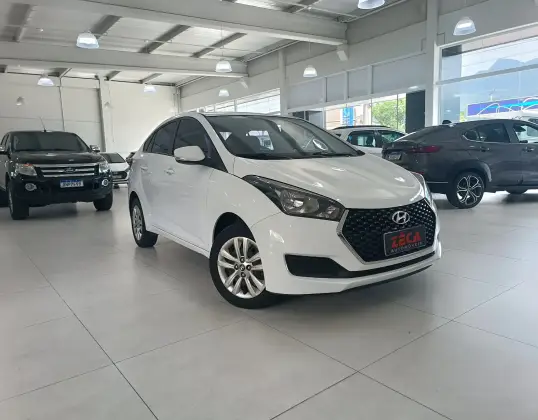 HYUNDAI HB20S 1.6 COMFORT PLUS 16V FLEX 4P AUTOMÁTICO