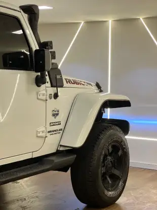 JEEP-WRANGLER-2011