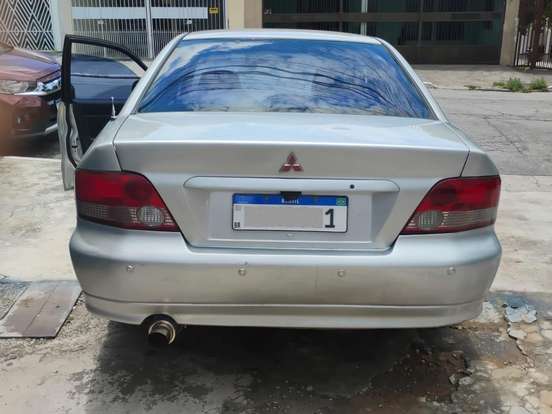 MITSUBISHI-GALANT-2.5 SEDAN VR-6 GASOLINA 4P AUTOMÁTICO MITSUBISHI-GALANT-2001