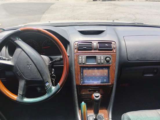 MITSUBISHI-GALANT-2.5 SEDAN VR-6 GASOLINA 4P AUTOMÁTICO MITSUBISHI-GALANT-2001