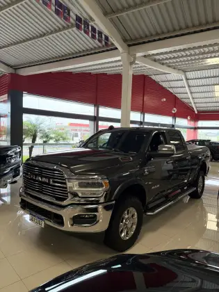 RAM 3500 6.7 I6 TURBO DIESEL LARAMIE CD 4X4 AUTOMÁTICO RAM 3500 6.7 I6 TURBO DIESEL LARAMIE CD 4X4 AUTOMÁTICO