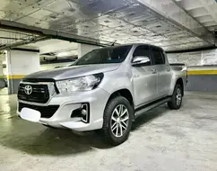 TOYOTA HILUX 2.8 SR 4X4 CD 16V DIESEL 4P AUTOMÁTICO TOYOTA HILUX 2.8 SR 4X4 CD 16V DIESEL 4P AUTOMÁTICO