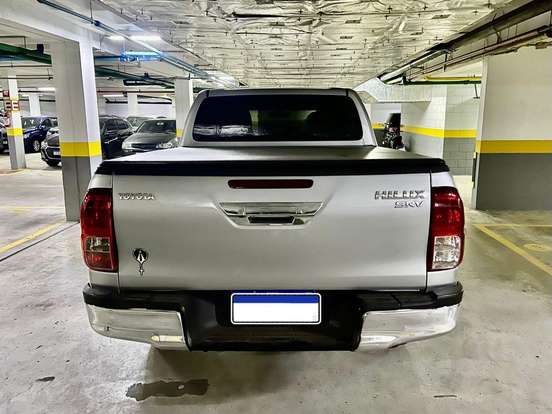 TOYOTA-HILUX-2.8 SR 4X4 CD 16V DIESEL 4P AUTOMÁTICO TOYOTA-HILUX-2020