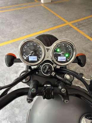 TRIUMPH-BONNEVILLE T120 BLACK 1200 TRIUMPH-BONNEVILLE T120 BLACK 1200-2025