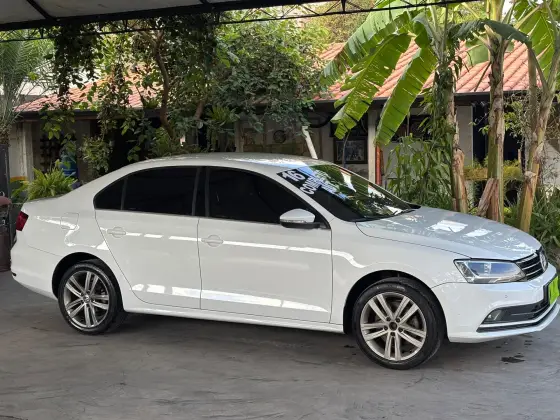 VOLKSWAGEN JETTA 2.0 TSI HIGHLINE 211CV GASOLINA 4P TIPTRONIC