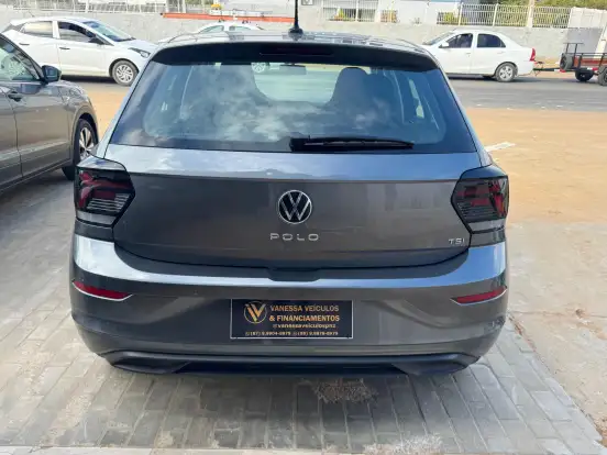 VOLKSWAGEN-POLO-2024
