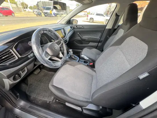 VOLKSWAGEN-POLO-2024
