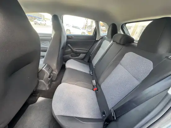 VOLKSWAGEN-POLO-2024