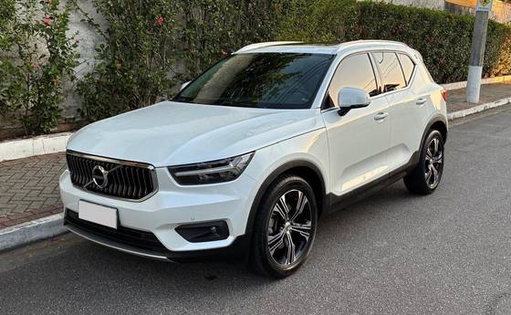 VOLVO XC40 2.0 T4 GASOLINA INSCRIPTION GEARTRONIC