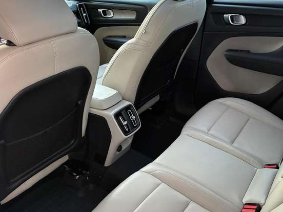 VOLVO-XC40-2.0 T4 GASOLINA INSCRIPTION GEARTRONIC VOLVO-XC40-2020