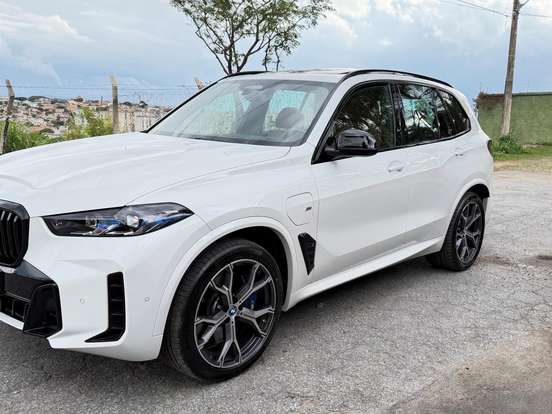 BMW-X5-3.0 I6 TURBO HÍBRIDO XDRIVE50E M SPORT AUTOMÁTICO BMW-X5-2023