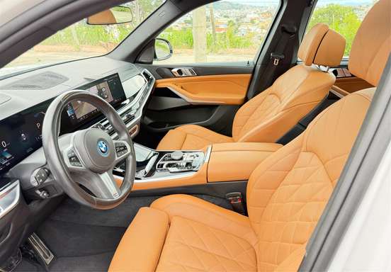 BMW-X5-2023