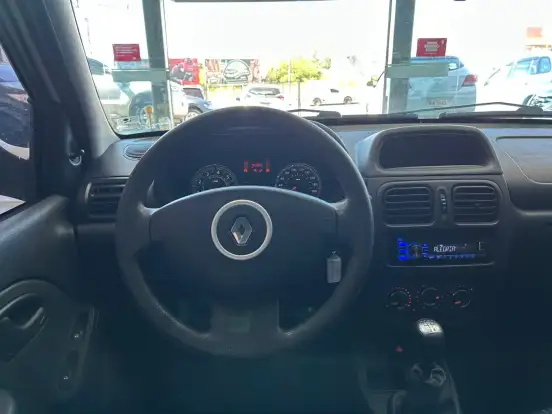 RENAULT-CLIO-1.0 EXPRESSION 16V FLEX 4P MANUAL RENAULT-CLIO-2015