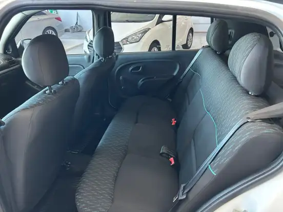 RENAULT-CLIO-2015