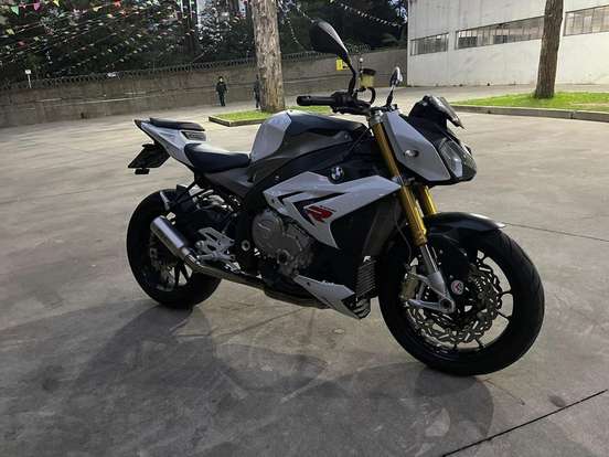 BMW-S 1000 R BMW-S 1000 R-2015