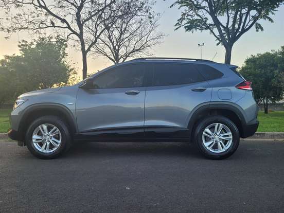 CHEVROLET-TRACKER-2021