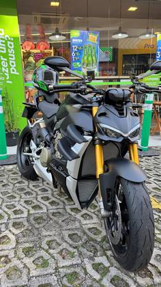 DUCATI STREETFIGHTER V4 S 