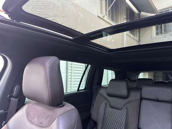 JEEP-COMMANDER-2022