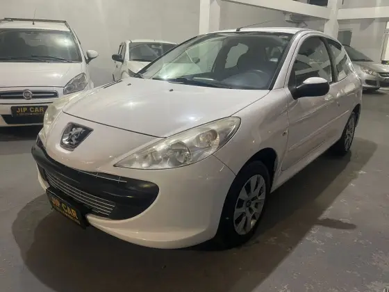 PEUGEOT 207 1.4 XR 8V FLEX 2P MANUAL PEUGEOT 207 1.4 XR 8V FLEX 2P MANUAL